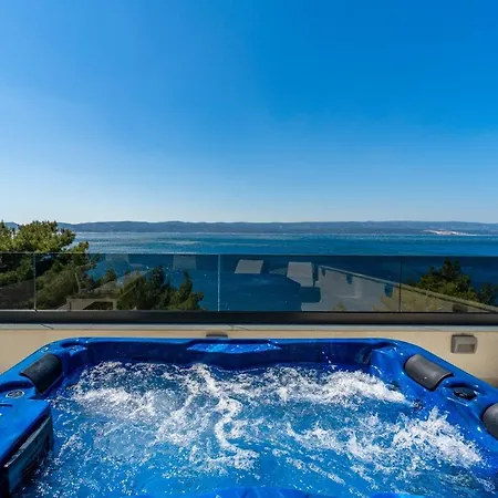 Villa Seaview Blue Lagoon With Private Pool, Jacuzzi, Media Room, 6 Bedrooms, 70m