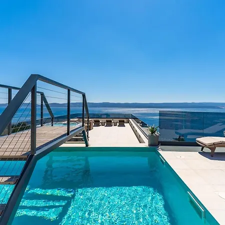 Villa Seaview Blue Lagoon With Private Pool, Jacuzzi, Media Room, 6 Bedrooms, 70m
